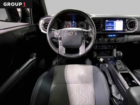 Certified 2022 Toyota Tacoma TRD Off-Road w/ TRD Premium Off Road Package AWD/4WD image 6