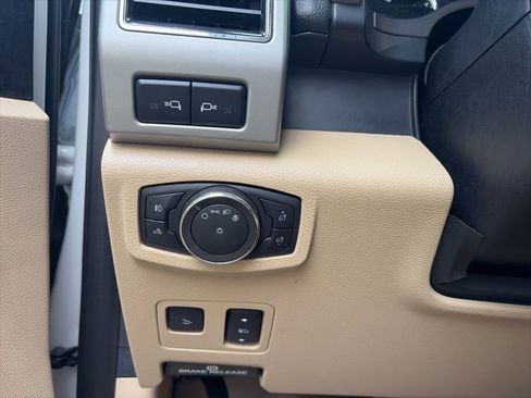 Used 2020 Ford F250 Lariat w/ Lariat Ultimate Package image 10