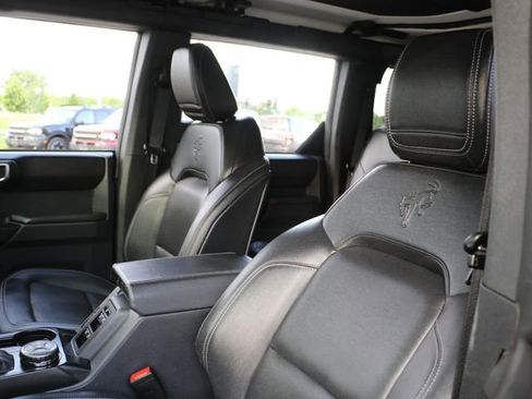 Certified 2025 Ford Bronco Badlands AWD/4WD image 21