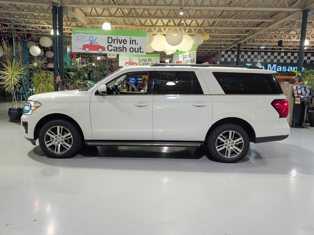 Used 2023 Ford Expedition Max XLT AWD/4WD image 13