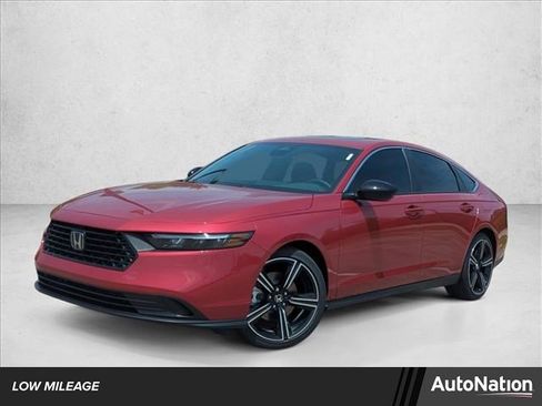 Certified 2025 Honda Accord Sport image 1