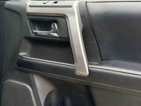 Used 2019 Toyota 4Runner Limited AWD/4WD image 30