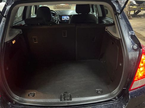 Used 2021 Chevrolet Trax LS w/ Tint and Cruise Package image 33