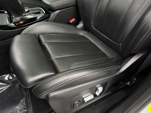 Used 2022 BMW X3 xDrive30i w/ M Sport Package AWD/4WD image 35