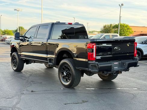 Used 2024 Ford F250 Lariat w/ Black Appearance Package AWD/4WD image 6