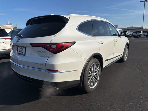 Certified 2023 Acura MDX SH-AWD w/ Advance Package image 5