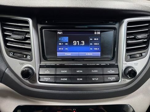 Used 2018 Hyundai Tucson SE FWD image 17