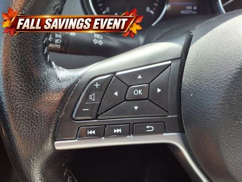 Used 2022 Nissan Rogue Sport SV FWD image 18