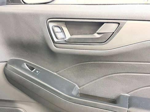 Used 2025 Ford Escape Active FWD image 31
