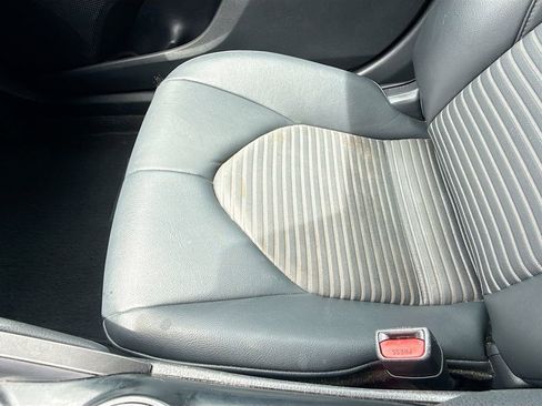 Used 2019 Toyota Camry SE image 22