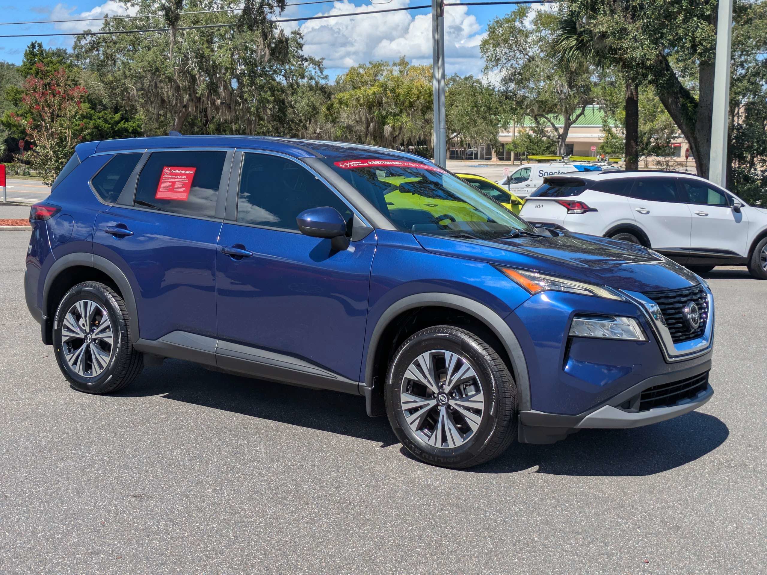 Certified 2023 Nissan Rogue SV FWD image 2