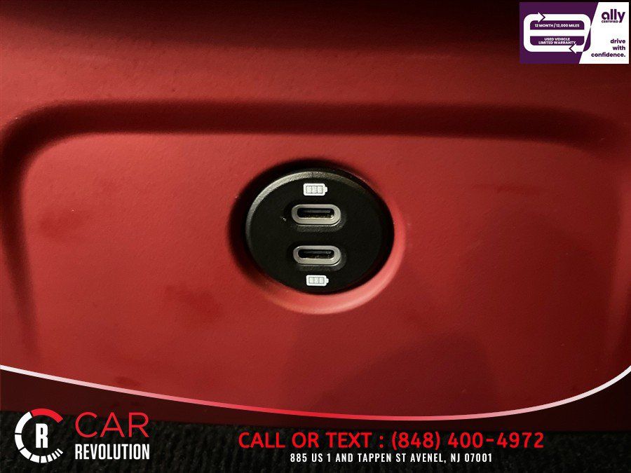 Used 2024 Porsche Macan GTS AWD/4WD image 42