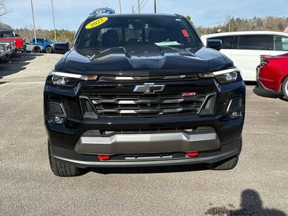 Used 2025 Chevrolet Colorado Z71 w/ Technology Package