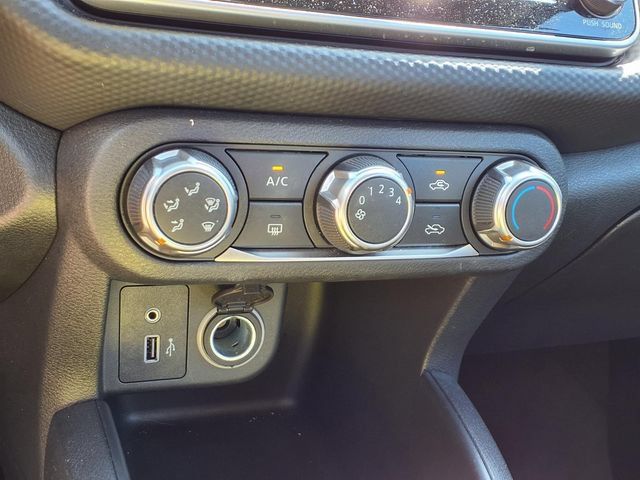 Used 2025 Nissan Kicks Play S FWD image 7