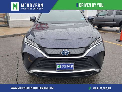 Used 2022 Toyota Venza XLE image 7