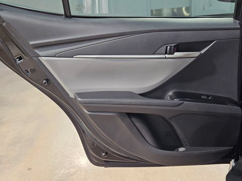 Used 2025 Toyota Camry LE FWD image 33