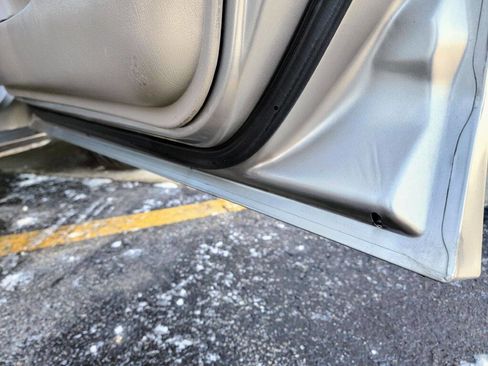 Used 2002 Buick Regal LS w/ LS Premium Pkg image 33