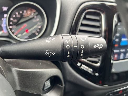 Certified 2019 Jeep Compass Latitude AWD/4WD image 22