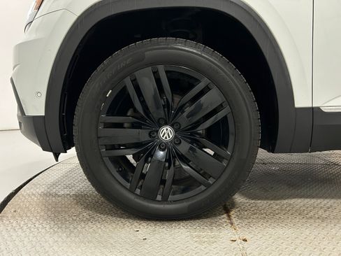 Used 2019 Volkswagen Atlas SEL Premium AWD/4WD image 42