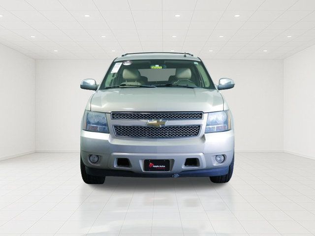 Used 2011 Chevrolet Suburban LTZ AWD/4WD image 2