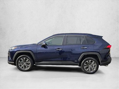 Used 2022 Toyota RAV4 Limited image 9