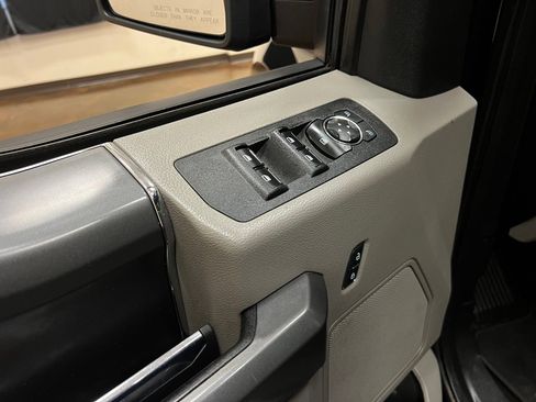 Used 2018 Ford F150 XLT w/ Equipment Group 301A Mid AWD/4WD image 21
