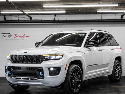 Used 2023 Jeep Grand Cherokee 30th Anniversary AWD/4WD image 1
