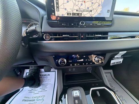 New 2026 Mitsubishi Outlander SE AWD/4WD image 19