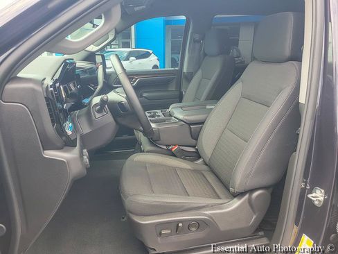 Certified 2024 Chevrolet Silverado 1500 LT AWD/4WD image 10