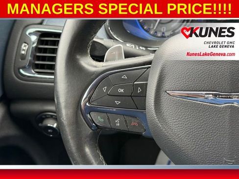 Used 2016 Chrysler 200 S AWD/4WD image 34