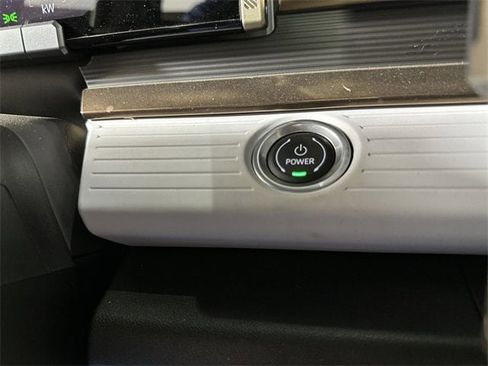 New 2024 GMC Hummer EV 2X w/ Extreme Off-Road Package image 17