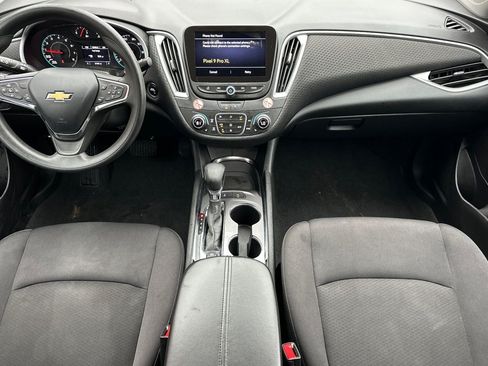 Used 2024 Chevrolet Malibu LT FWD image 10