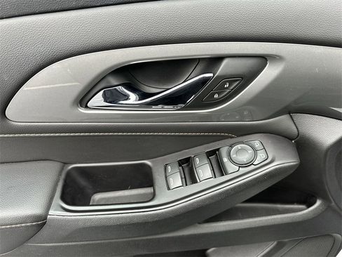 Used 2020 Chevrolet Traverse LS w/ LPO, Blackout Package image 13