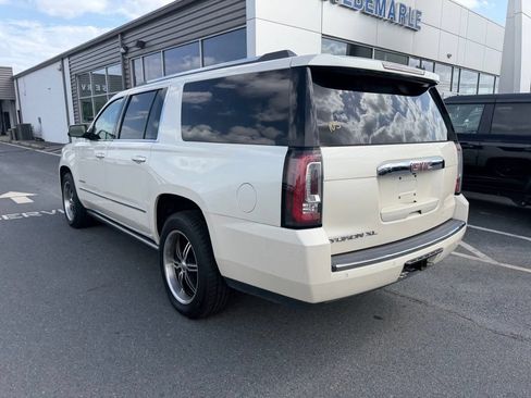 Used 2015 GMC Yukon XL Denali w/ Premium Package AWD/4WD image 4