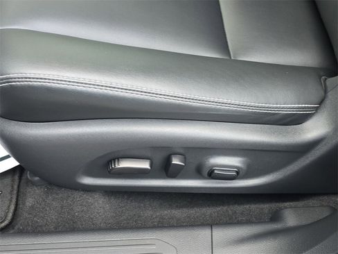 Used 2023 Nissan Murano SV w/ SV Midnight Edition Package image 18