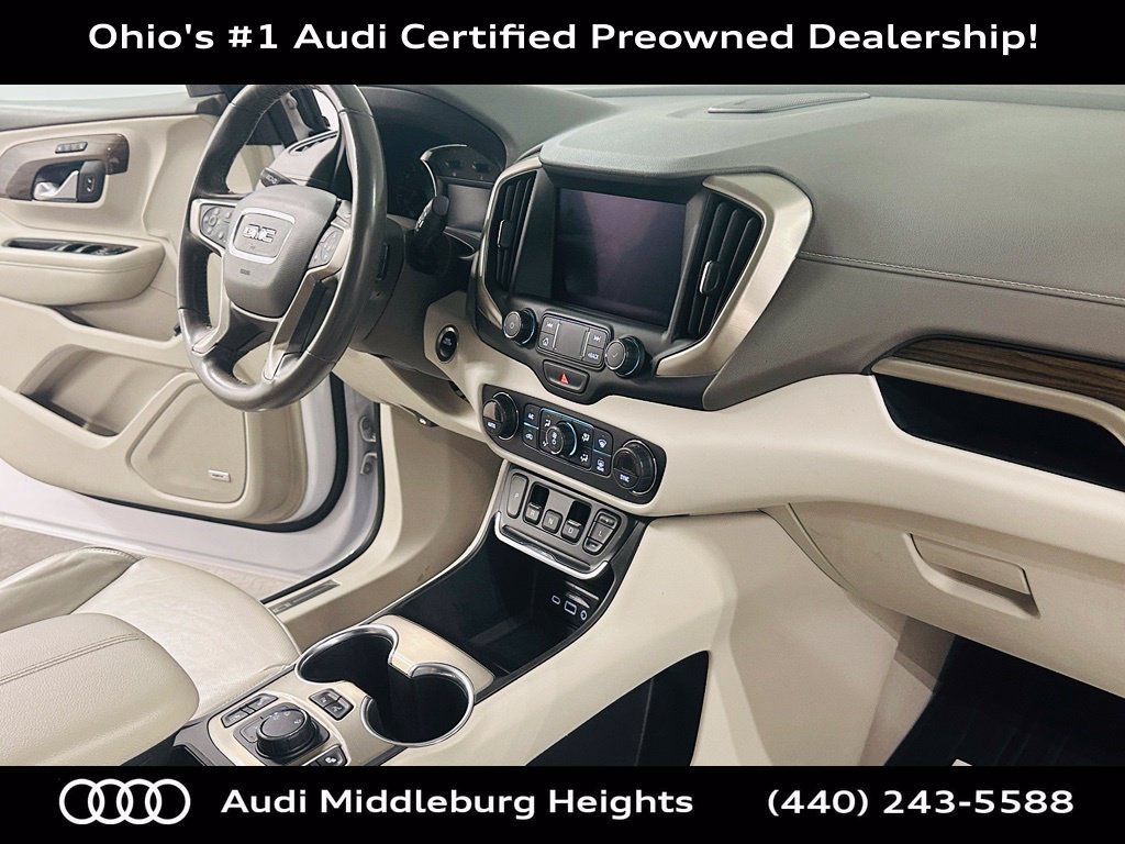 Used 2020 GMC Terrain Denali w/ Denali Premium Package AWD/4WD image 10