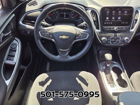 Used 2024 Chevrolet Malibu RS FWD image 11