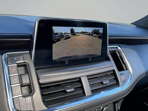 Used 2022 Chevrolet Tahoe Z71 AWD/4WD image 16