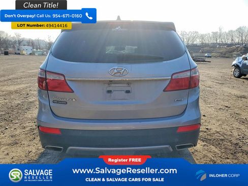 Used 2014 Hyundai Santa Fe GLS image 8