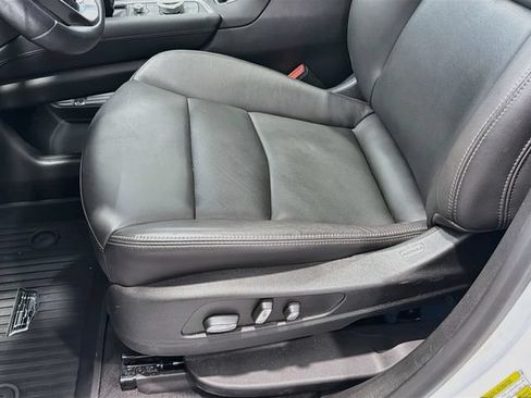 Certified 2024 Cadillac XT6 Premium Luxury w/ LPO, Floor Liner Package AWD/4WD image 19