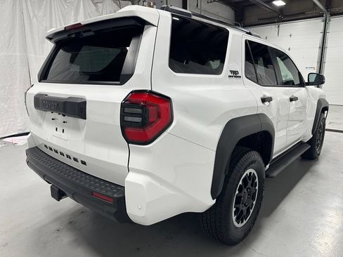 Used 2025 Toyota 4Runner TRD Off-Road AWD/4WD image 7