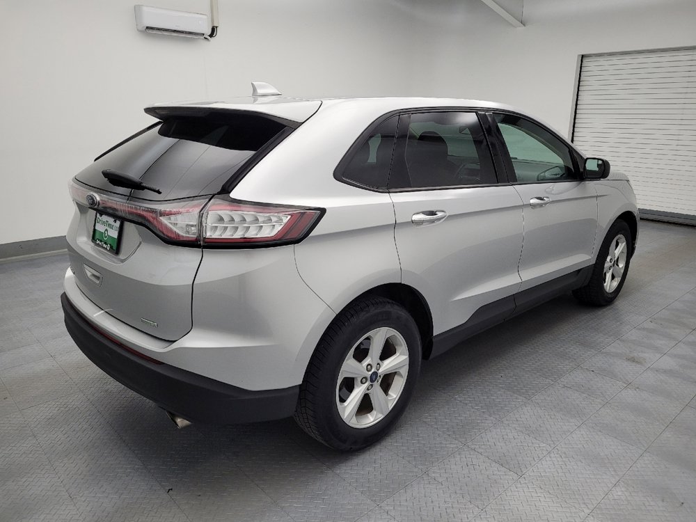 Used 2018 Ford Edge SE FWD image 10