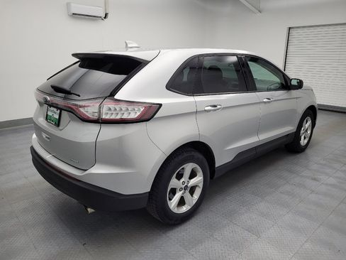 Used 2018 Ford Edge SE FWD image 10