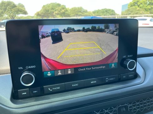 Used 2023 Honda Accord EX image 8
