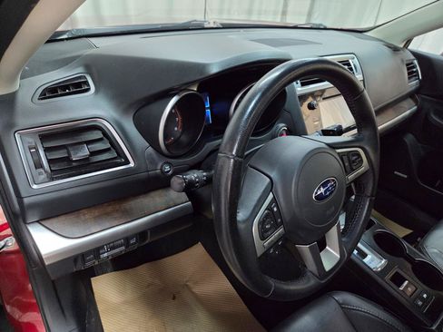 Used 2017 Subaru Outback 2.5i Limited AWD/4WD image 17