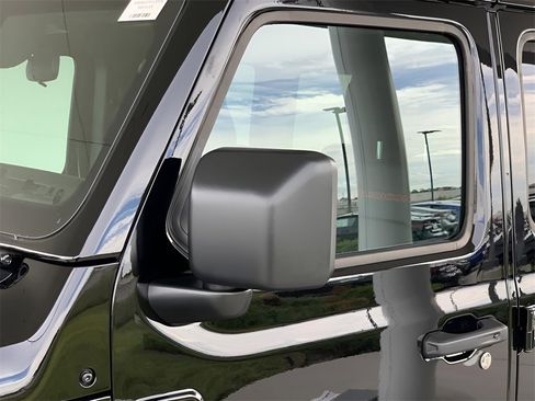 New 2025 Jeep Wrangler Rubicon image 14