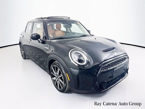 Used 2023 MINI Cooper S w/ Signature Upholstery Package image 1