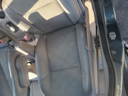 Used 2006 Saturn Relay Level 2 w/ Preferred Pkg image 21