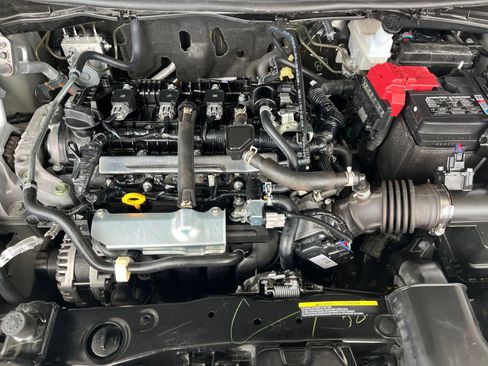 Used 2025 Nissan Versa SV FWD image 32