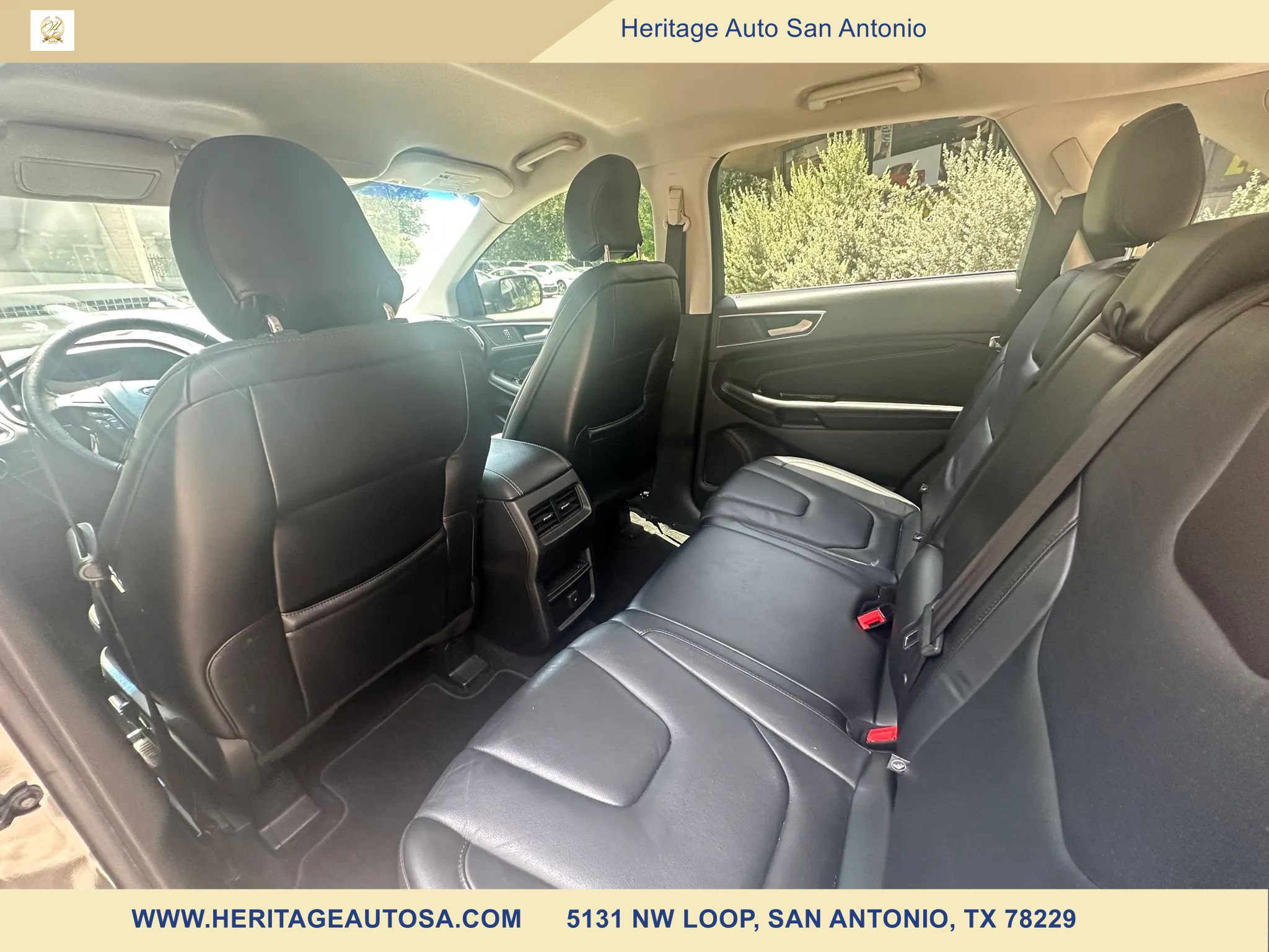 Used 2016 Ford Edge Titanium FWD image 10